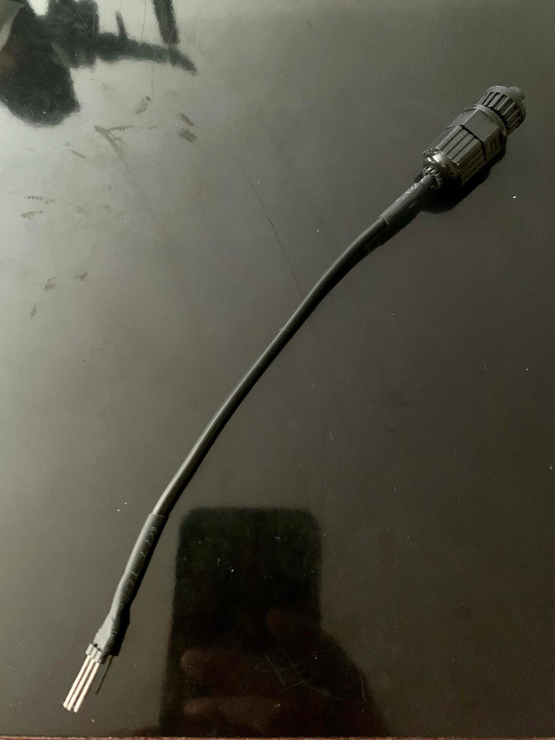 6 Pin connector (XR)